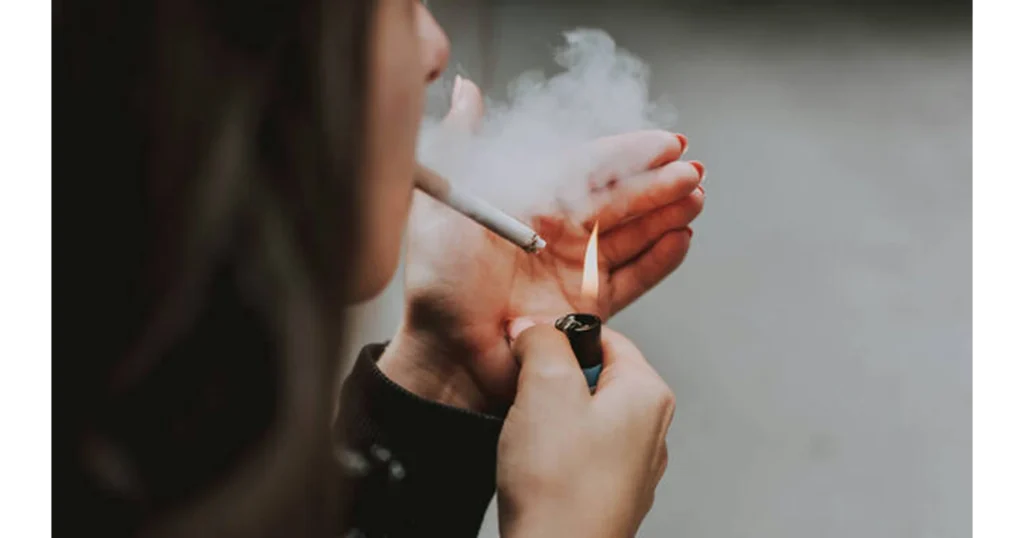 UK Approves Landmark Law to Ban Cigarette